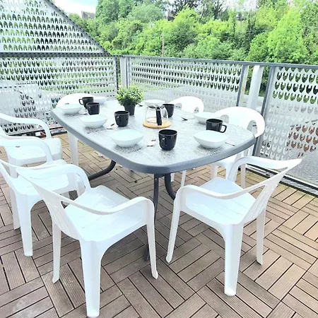 דירה Modern 4-room With Balcony & Free Parking & Free Wi-fi - Ka02 איסרלון